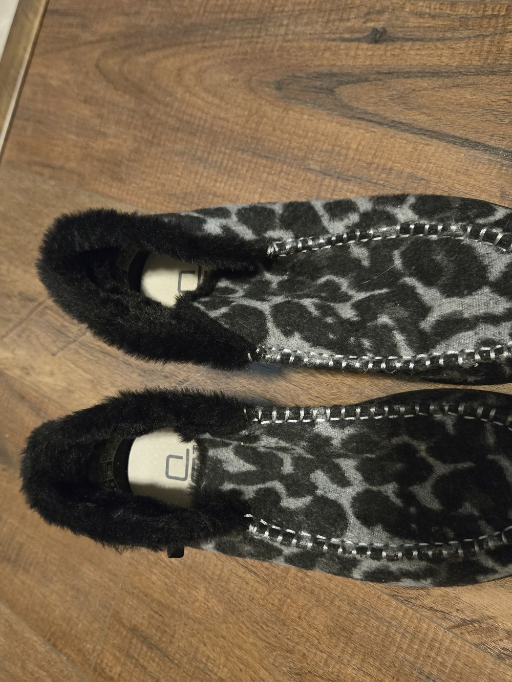 Hey Dude Black & Gray Leopard Faux-Fur Slip-On Slippers